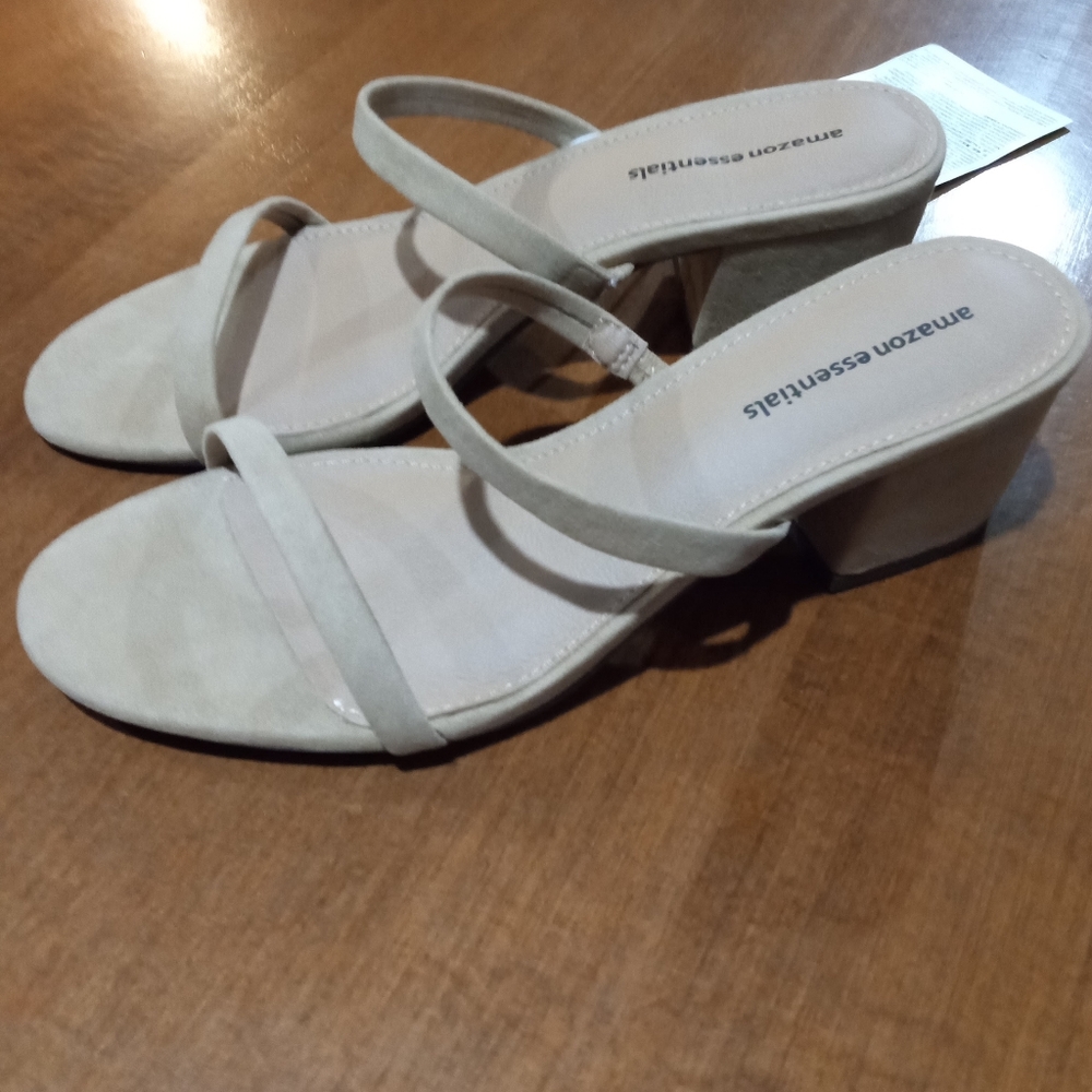 NWT Amazon Essentials Two Strap Slides - Picture 11 of 11